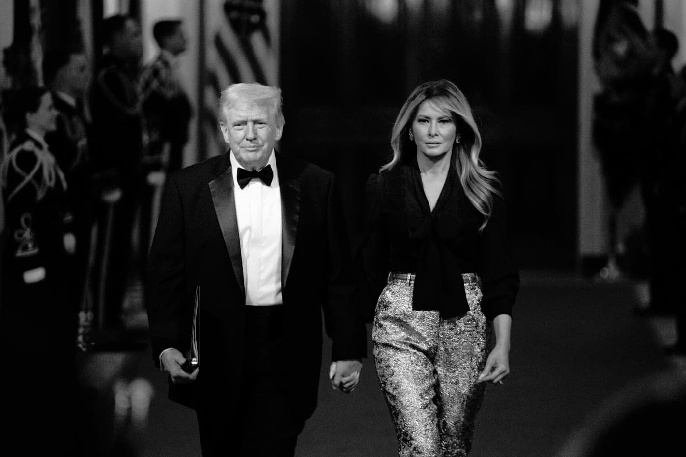 Мужийн захирагчдын оройн зоогт оролцсон тэргүүн хатагтай Мелания Трамп дэгжин байдлаа хадгаллаа 🏛️