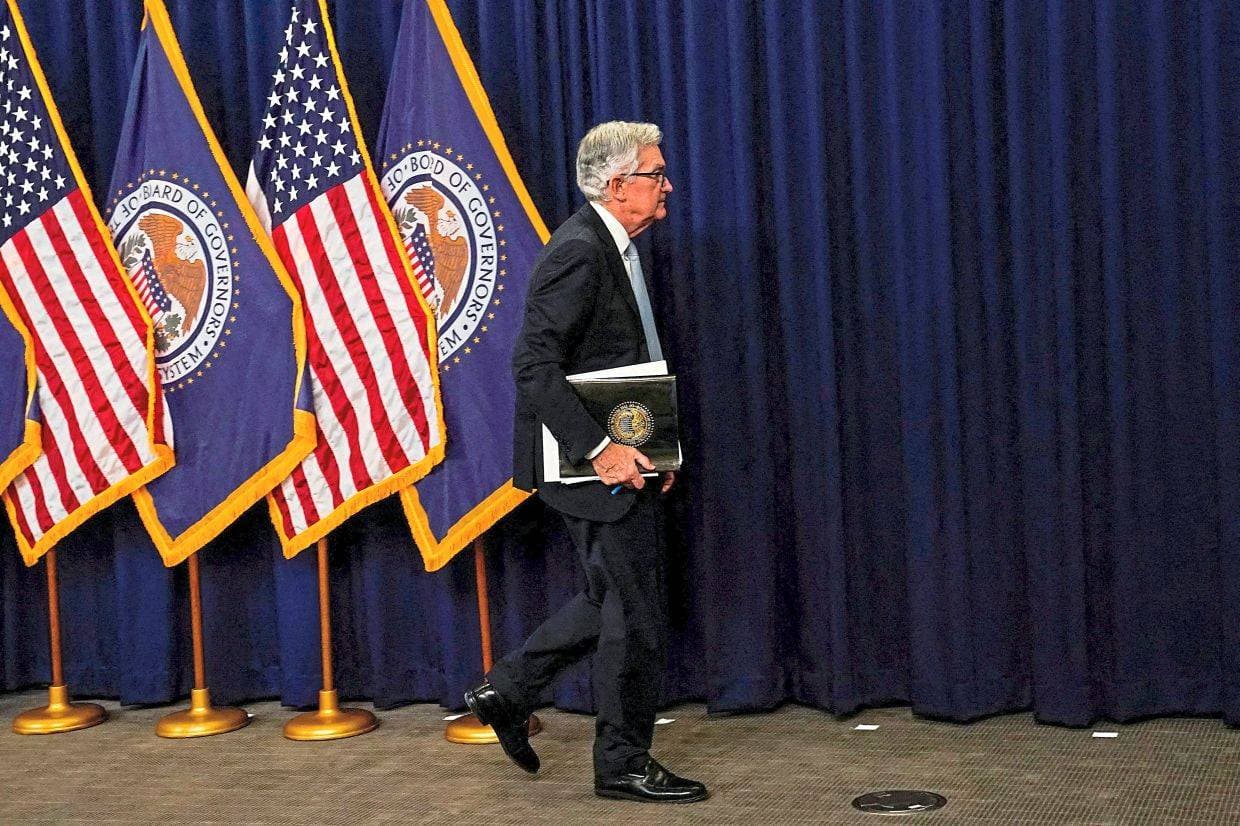 ХНБ-ны дарга Жером Пауэлын талаар хаалттай маргаан өрнүүлж байна