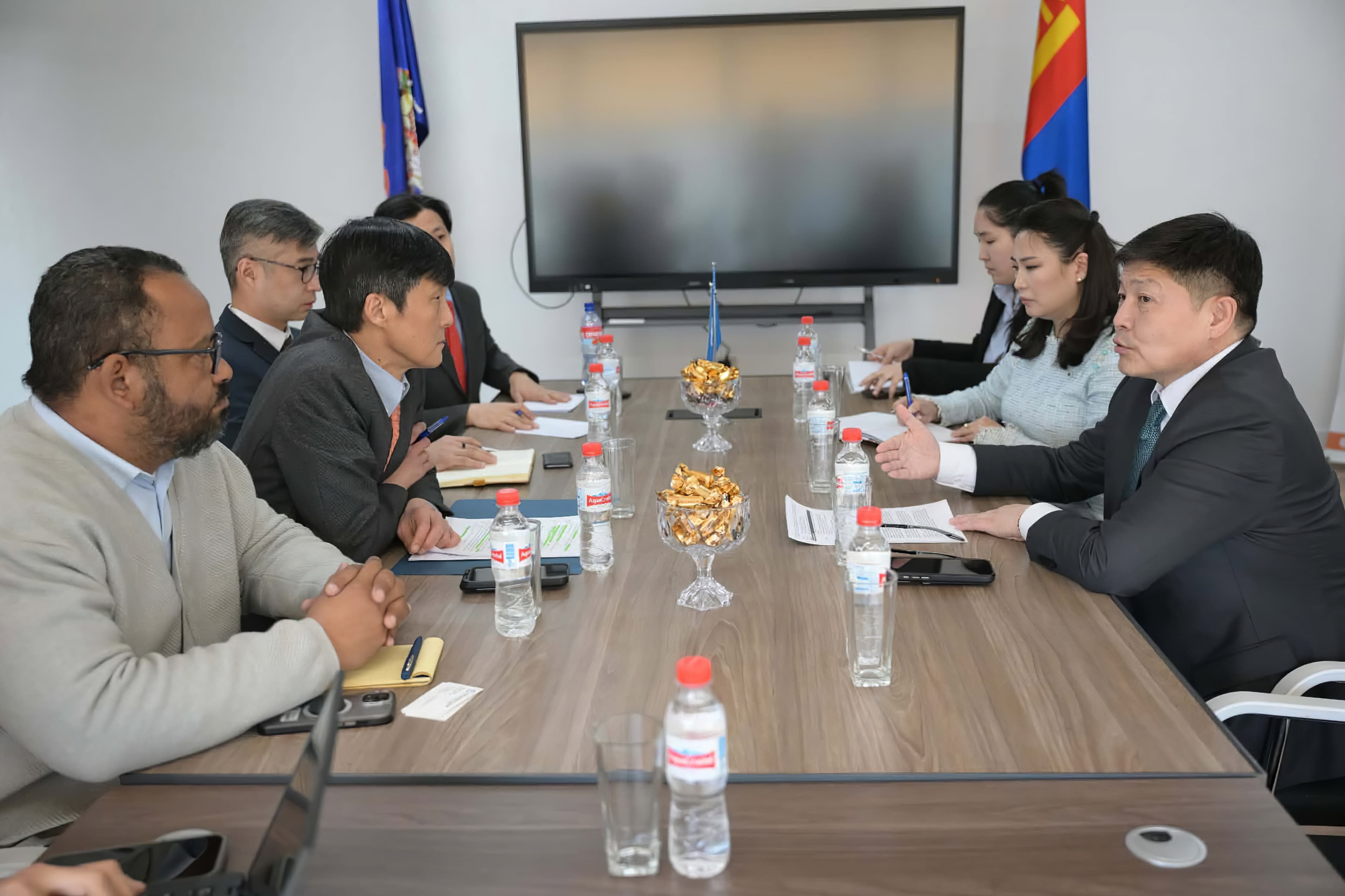 Улаанбаатар хотын үерийн усны эрсдлийг бууруулахаар Дэлхийн банктай хамтран ажиллаж байна