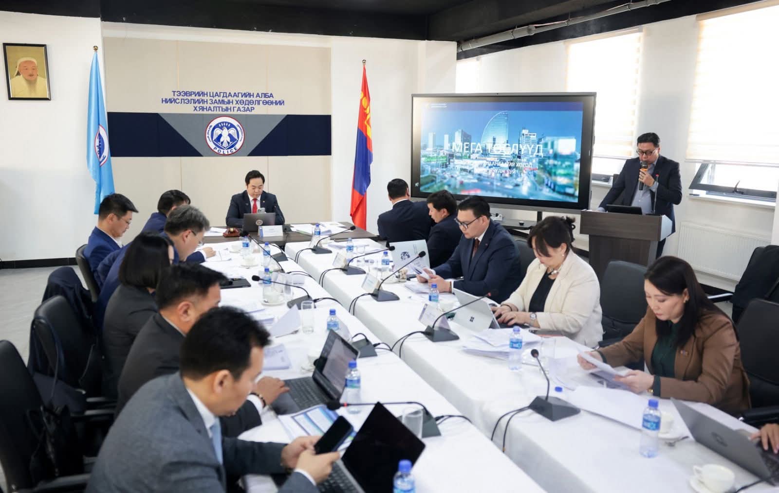 ЗӨВЛӨЛИЙН ХУРАЛДААНААР НИЙСЛЭЛД ХЭРЭГЖҮҮЛЖ БУЙ МЕГА ТӨСЛҮҮДИЙН ЯВЦЫН ТАЛААР МЭДЭЭЛЭЛ СОНСЛОО