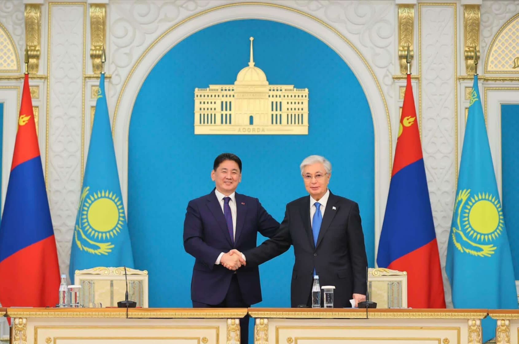 Ерөнхийлөгч У.Хүрэлсүх, К.Токаев нар албан ёсны хэлэлцээний үр дүнгийн талаар мэдээлэл өглөө