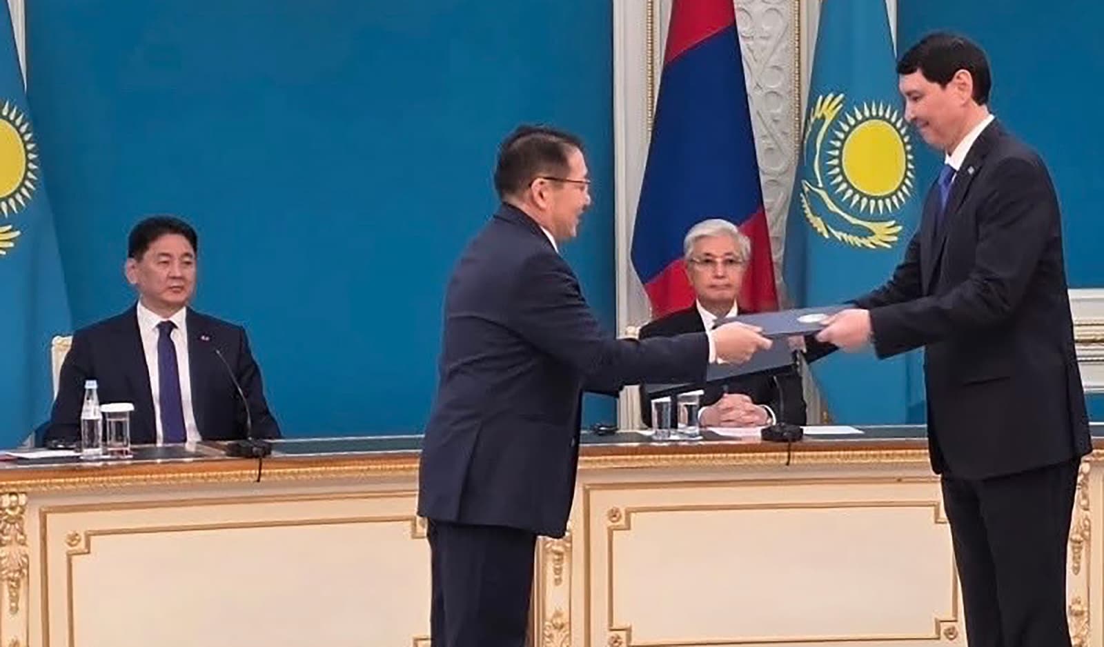 Монголбанк Бүгд Найрамдах Казахстан Улсын Үндэсний банктай хамтын ажиллагааны санамж бичиг байгууллаа