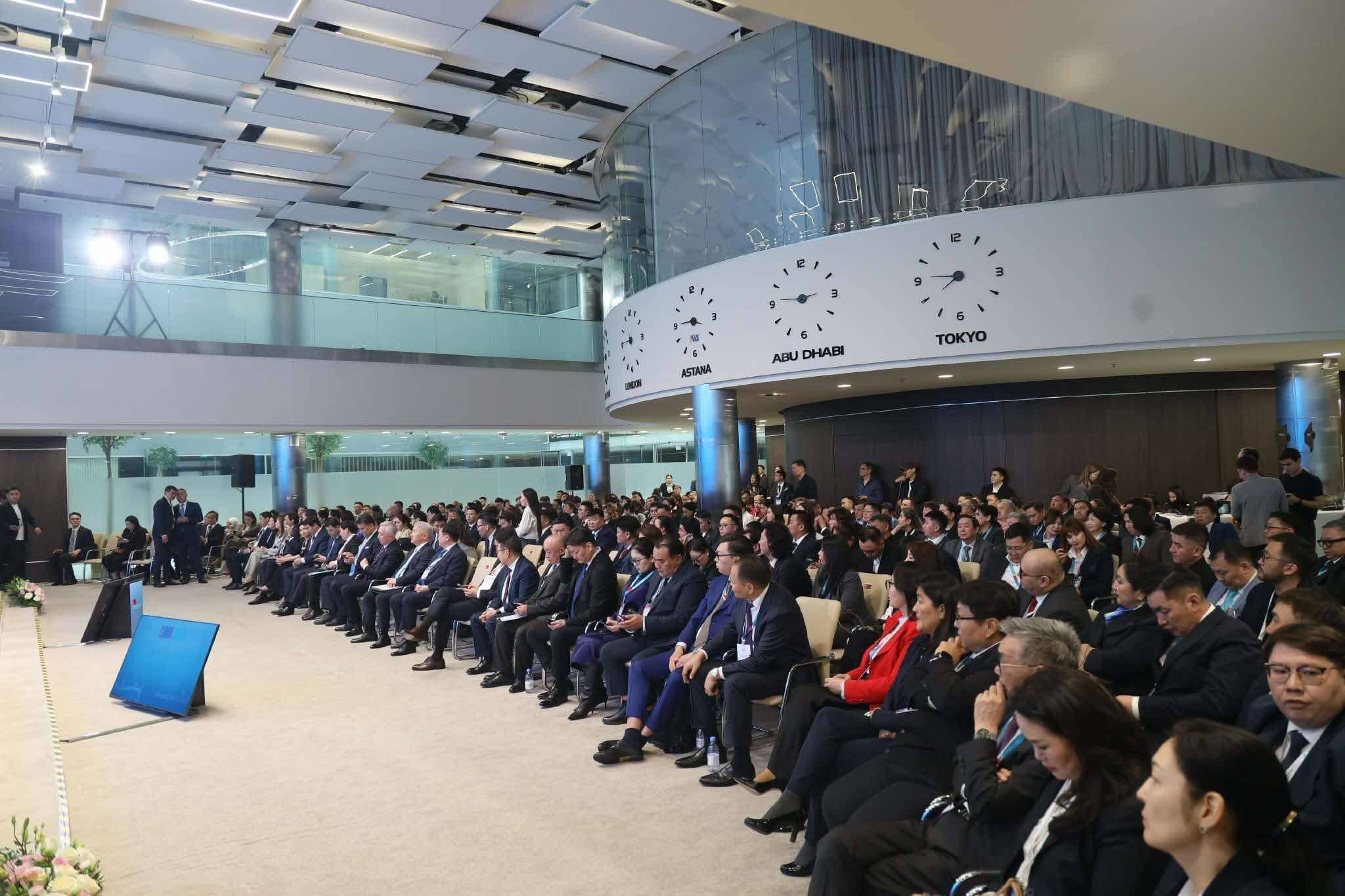 Аж ахуйн нэгжүүд эхний шатанд 20 гаруй сая ам.долларын гэрээ байгууллаа