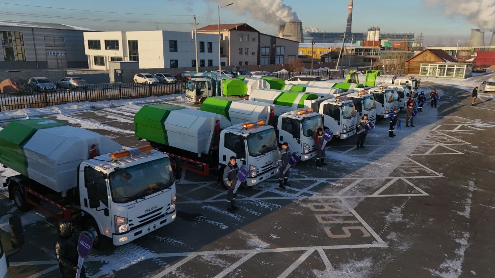 Хот өнгөрсөн хугацаанд: Хот нийтийн аж ахуйн салбарт 300 орчим машин техникээр парк шинэчлэл хийлээ