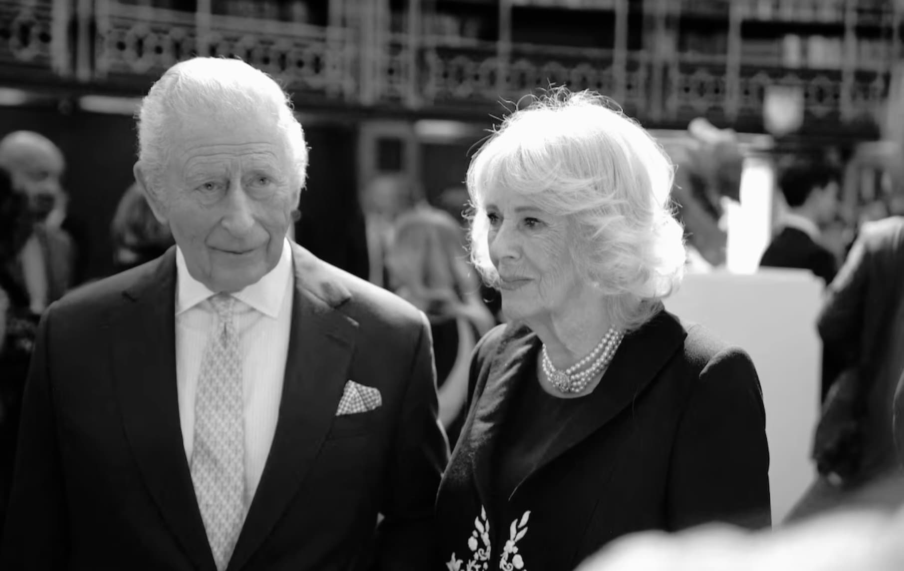  Их Британы хаан, хатан хоёр АНУ-д хийх 4 хоногийн айлчлалаа эхлүүллээ