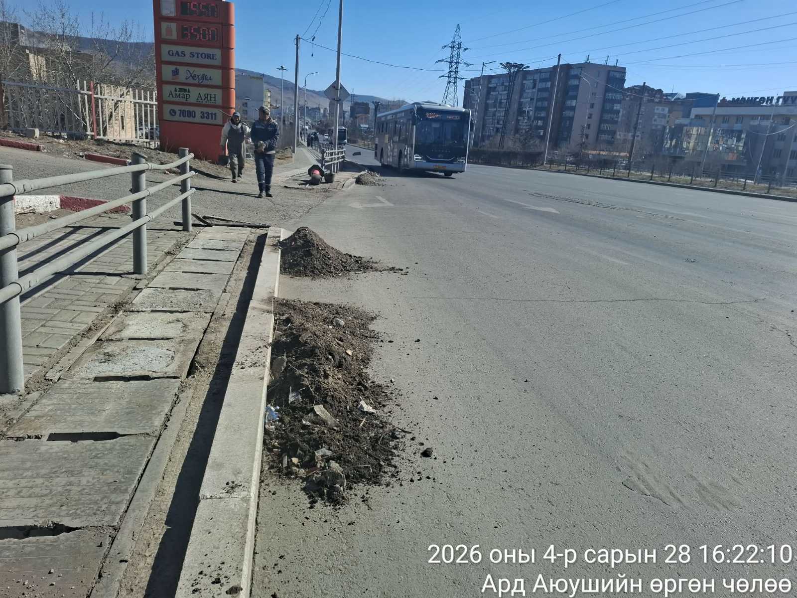 Нийслэлийн хэмжээнд борооны ус зайлуулах шугамыг өдөр бүр цэвэрлэж байна