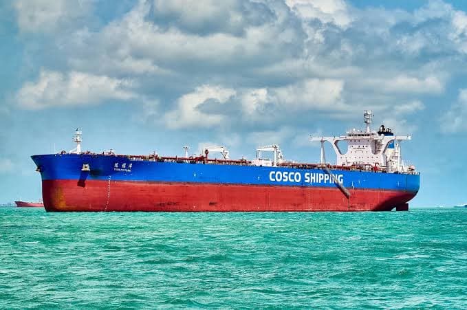 БНХАУ-ын аварга танкерууд 4 сая баррель газрын тос тээвэрлэн Ормузын хоолойгоор нэвтэрчээ