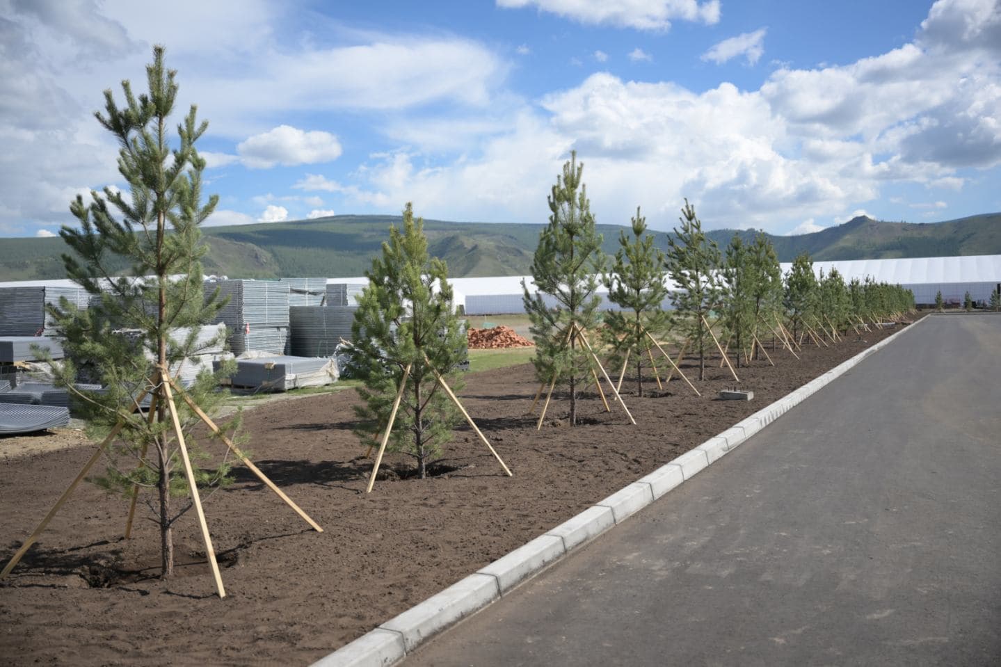 COP17 хурлын 12 түр байгууламжийн гадна барилга угсралтын ажил дууслаа