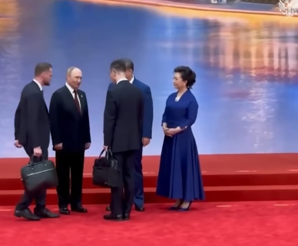 Зураг