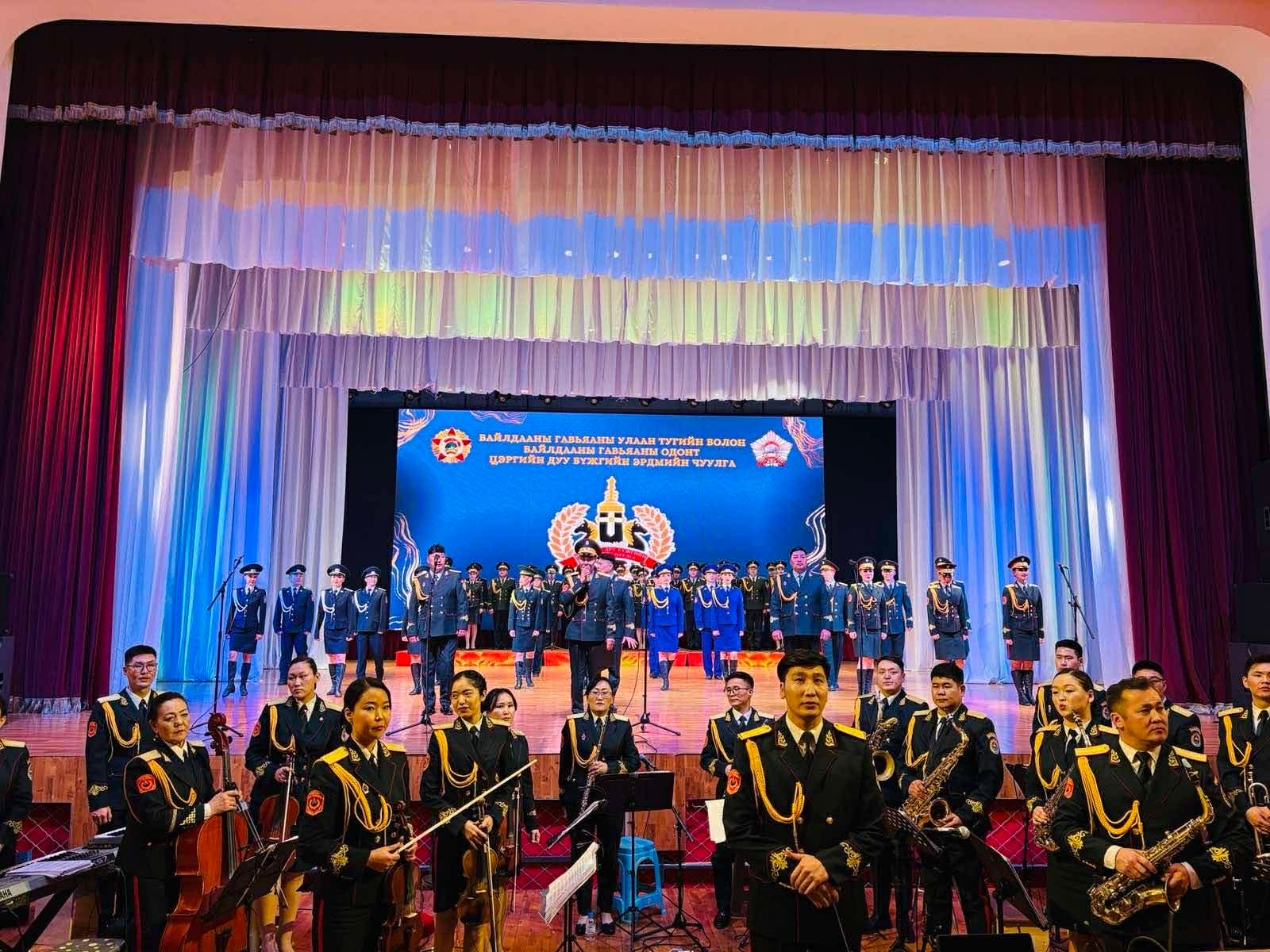 Зураг
