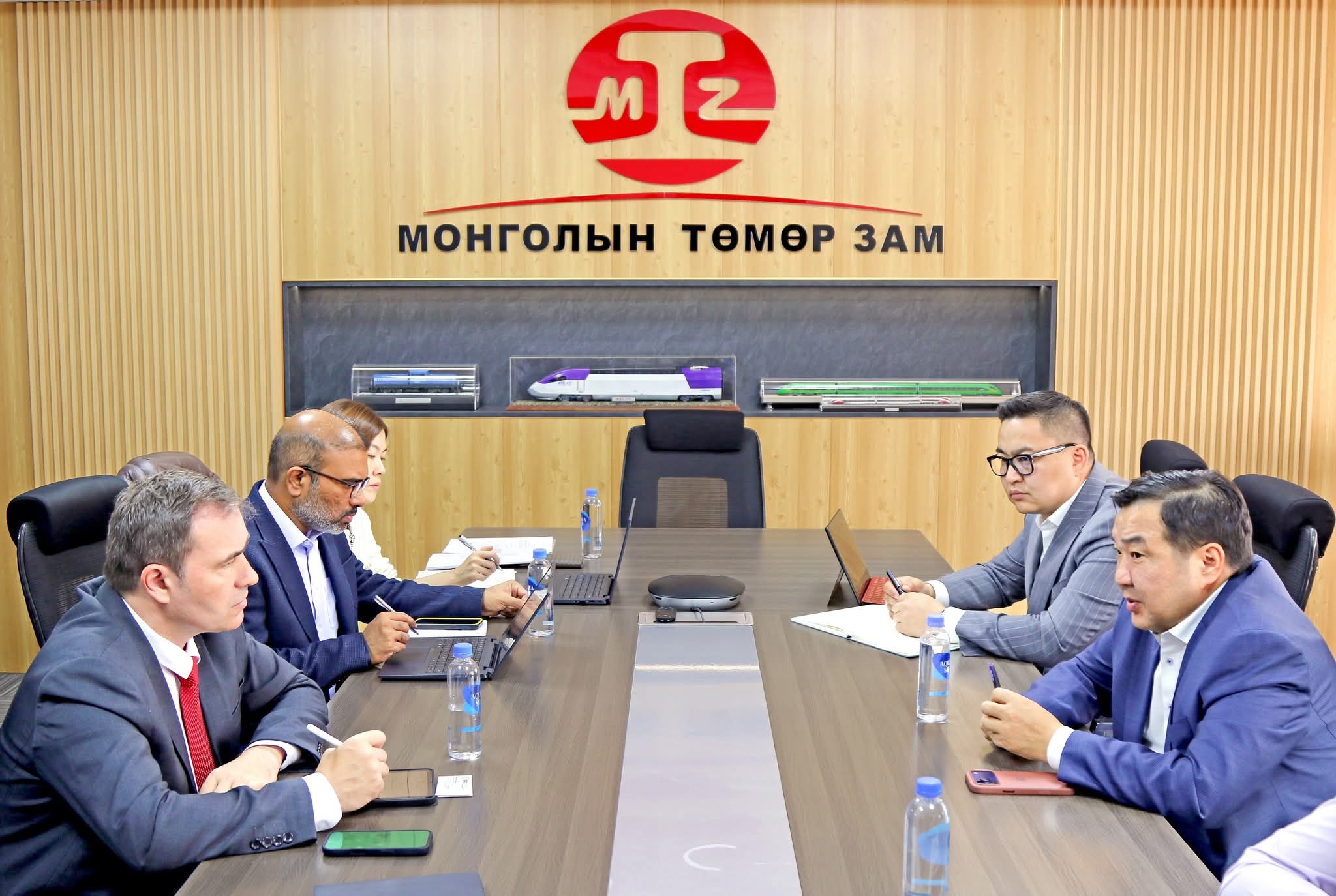 Зураг