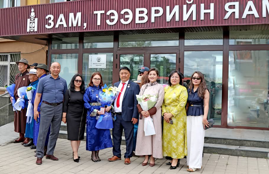 Зураг