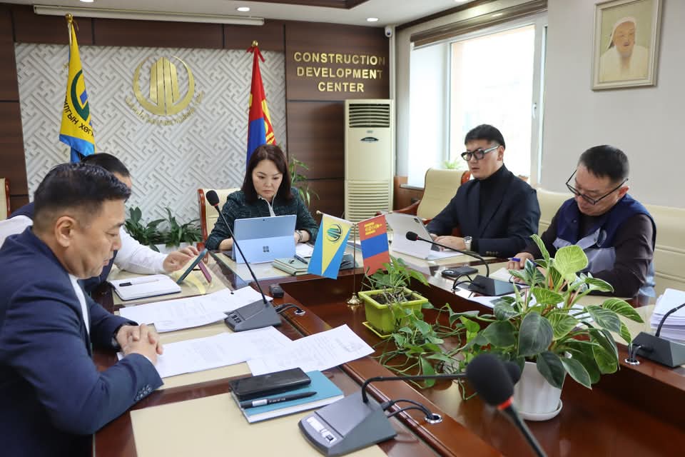 БАРИЛГЫН ХӨГЖЛИЙН ТӨВИЙН ЗАХИРЛЫН ЗӨВЛӨЛИЙН ЭЭЛЖИТ ХУРАЛ БОЛЛОО