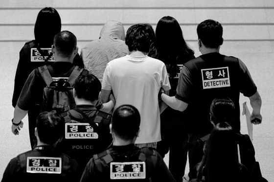 БНСУ, Камбожийн цагдаа нар хамтран онлайн луйвар бэлгийн гэмт хэрэгтнүүдийг баривчиллаа