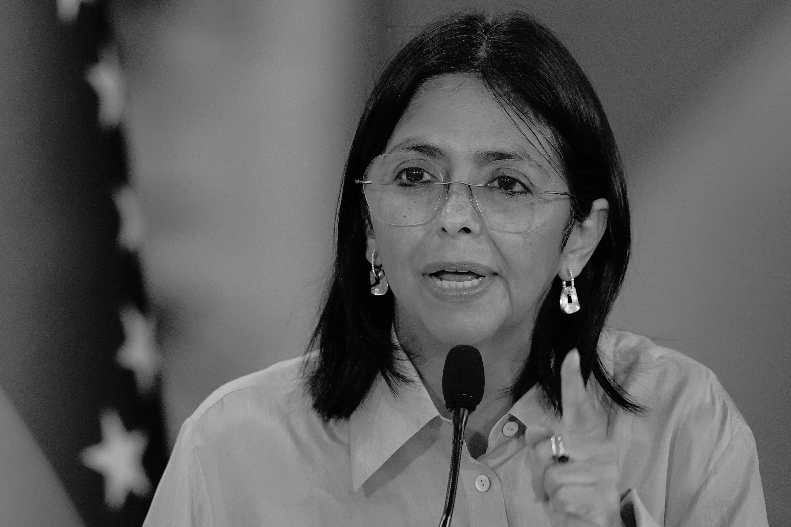 Венесуэлийн Ерөнхийлөгчийн үүргийг түр гүйцэтгэгч Делси Родригез "Газрын тосны хуулиа шинэчлэх санал гаргалаа"