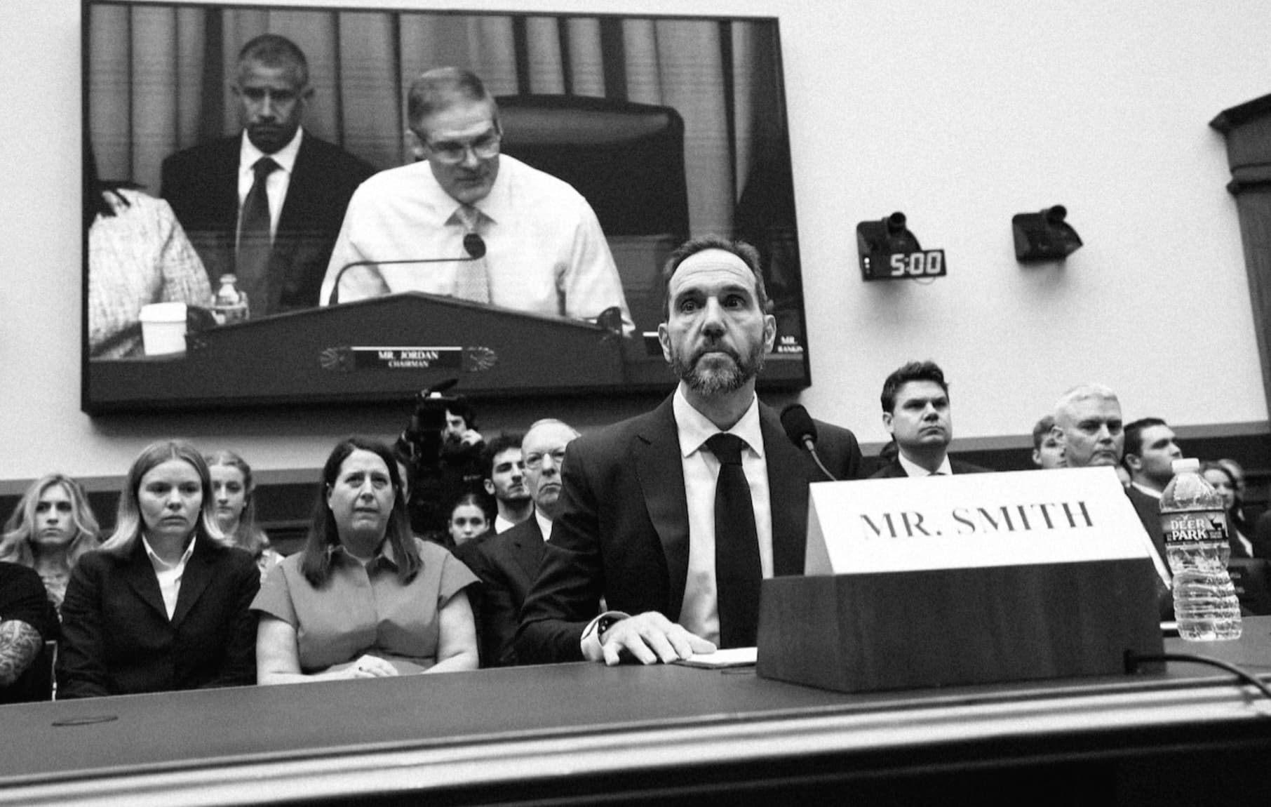 ТУСГАЙ ПРОКУРОР АСАН ЖЕК СМИТ "ЕРӨНХИЙЛӨГЧ ДОНАЛЬД ТРАМП ЭРХ МЭДЛЭЭ ХАДГАЛАХЫН ТУЛД ЯНЗ БҮРИЙН АРГА АШИГЛАЖ БАЙСАН"