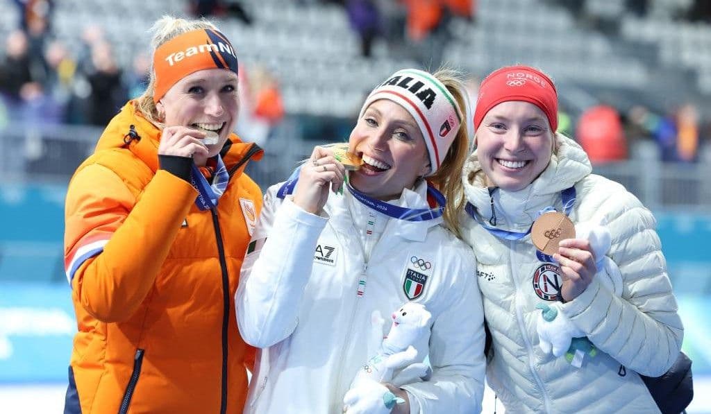 ФРАНЧЕСКА ЛОЛЛОБРИДЖА ТЭШҮҮРИЙН 5000 МЕТРИЙН ЗАЙД ТҮРҮҮЛЭН ОЛИМПЫН ХОШОЙ АВАРГА БОЛЛОО