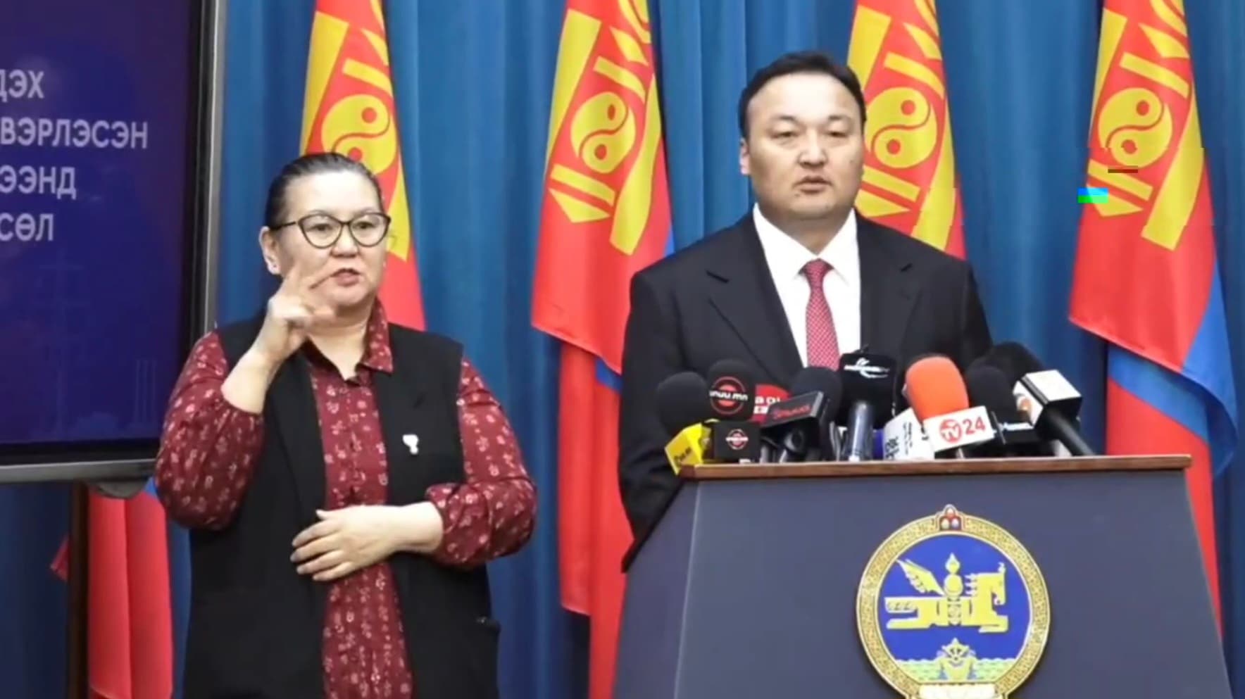 Эрчим хүчний дэд сайд С.Далхаасүрэн: Нарны илчийг хүртэл журамлан хаасан хүнд суртлын чөдөр тушааг чөлөөлж байна