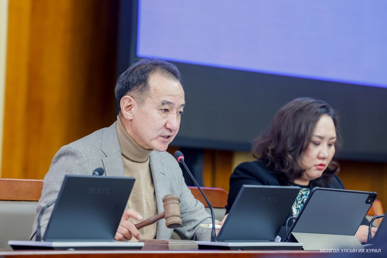 УИХ-Хууль Зүйн Байнгын Хороо: Үндсэн хуулийн цэцийн 2026 оны 02 дугаар дүгнэлтийг хүлээн зөвшөөрч, үе тэнгийн дээрэлхэлтийн эсрэг ажлын хэсэг байгууллаа