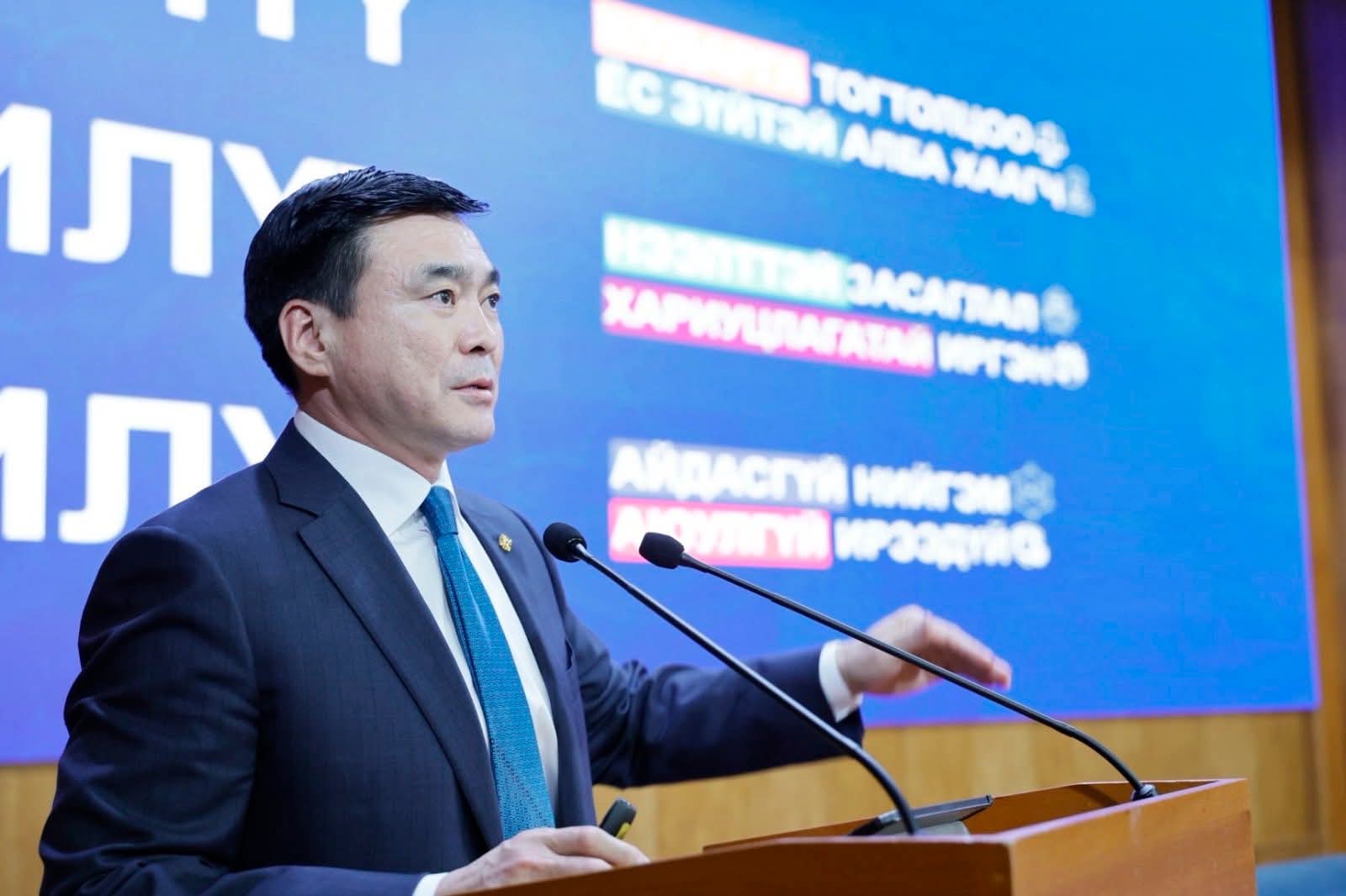 ХЗДХ-ИЙН САЙД С.АМАРСАЙХАН: ИЛҮҮ ШУДАРГА ТОГТОЛЦОО, ИЛҮҮ ЁС ЗҮЙТЭЙ АЛБА ХААГЧДЫГ БИЙ БОЛГОХОД АНХААРНА