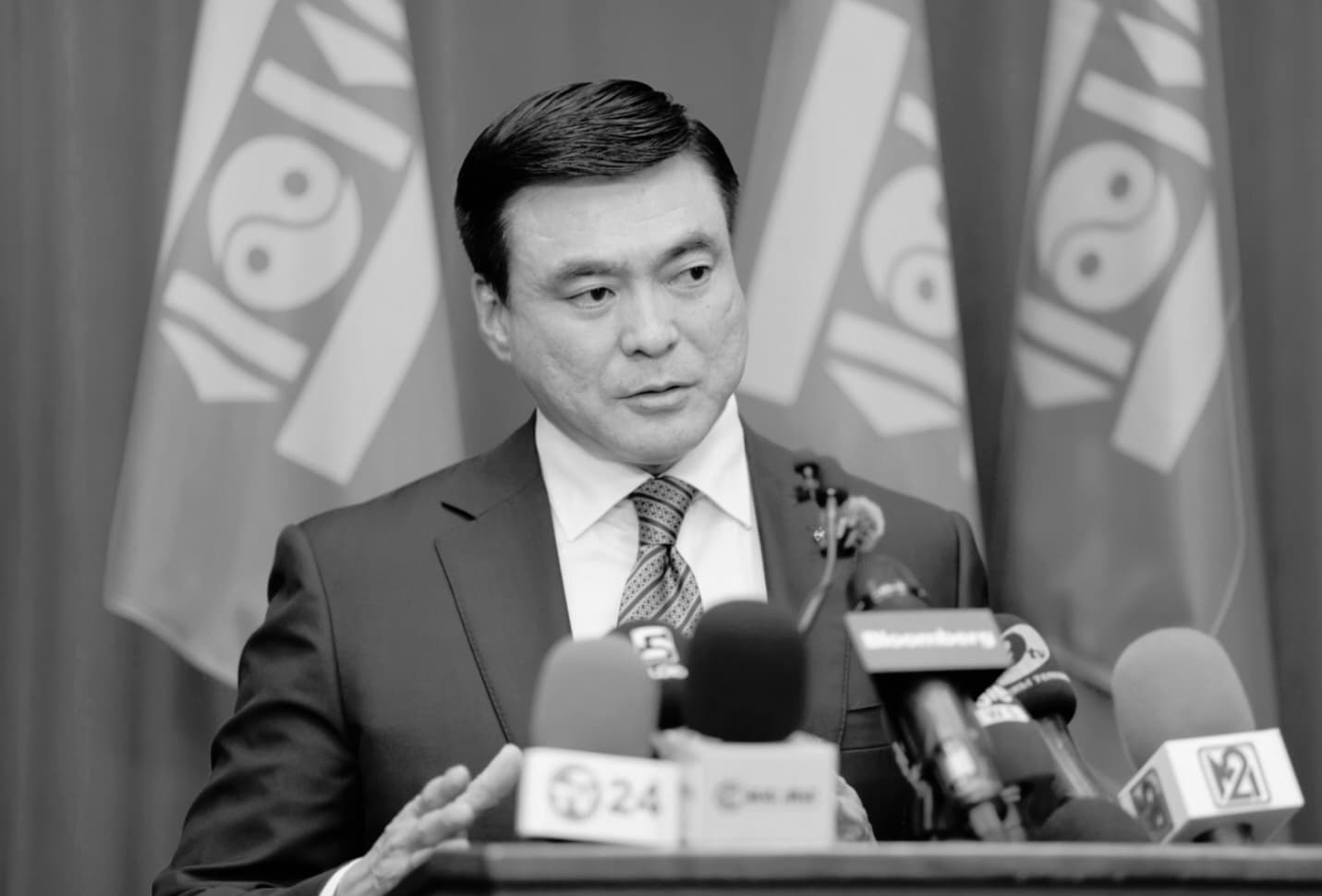 "Авлигын хэргээс хураасан мөнгийг нийгмийн сайн сайхны төлөө зориулах" анхдагч хуулийн төслийг ЗГ-ын хуралдаанд танилцууллаа