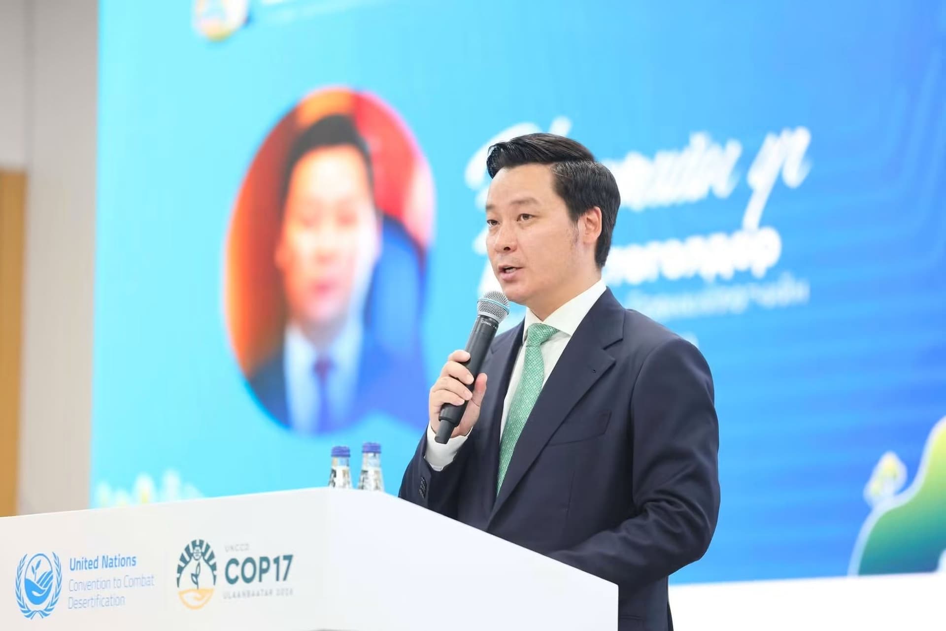 А.Үйлстөгөлдөр: Улс орнууд цэрэг, зэвсэглэлдээ зарцуулдаг 2.9 их наяд ам.долларыг байгаль эхдээ зориулсан бол асар их эерэг нөлөө үзүүлэх байсныг дэлхий нийтээрээ бодох цаг болжээ