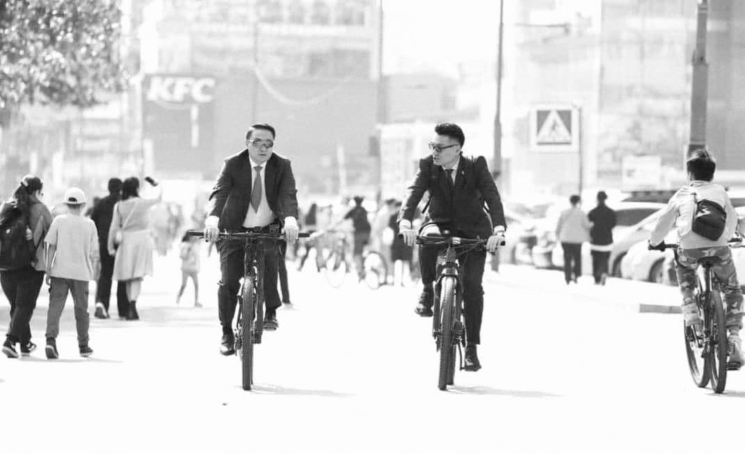 105 настай МАН АН-аас биш Дашзэвэгийн Амарбаясгалангаас айдаг уу?