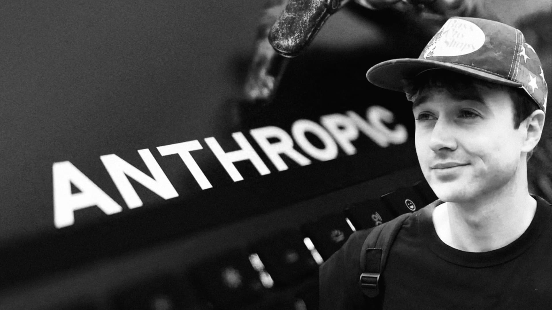 "Anthropic" компанийн экс ажилтан Жейкоб Коксон хиймэл оюун ухааны салбарт хөгжүүлэлт хийж буй компаниуд “Бидний амь насаар дэнчин тавьж байна” гэж мэдэгдлээ.